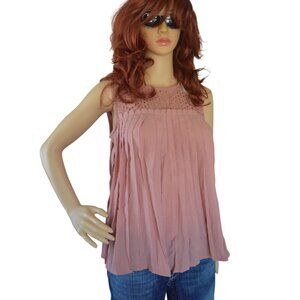 NWT Maurices Sleeveless Pleated Blush Pink Top With Eyelet Yoke Women's XS